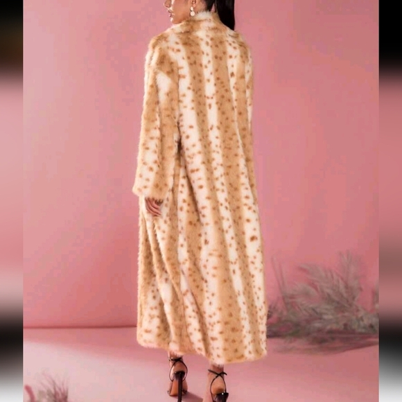 Fashion Fluffy Oversized Jacket, Autumn/Winter - Picture 4 of 4